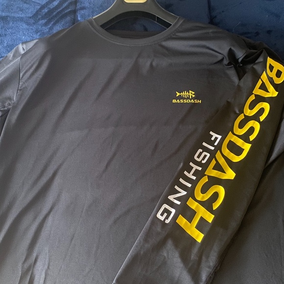 Bassdash Long Sleeve Black Shirt for Men UV Sun Protection UPF 50+ T-Shirt XL - Picture 3 of 4